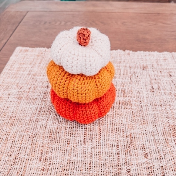 Set of 3 Pumpkins - Handmade Crochet Pumpkins - Fall Home Decor - Picture 5 of 6